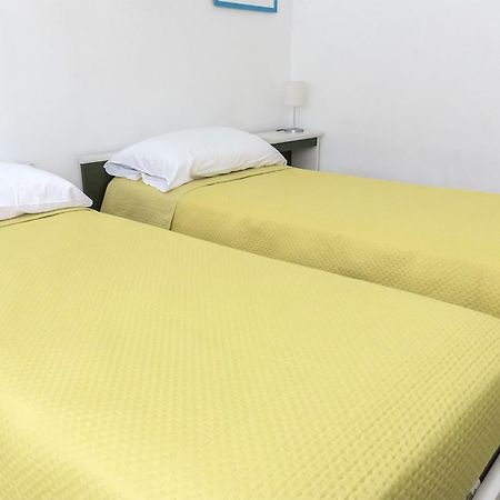 Appartement N050 - Numana, Trilocale In Centro Con Portico E Posto Auto Extérieur photo