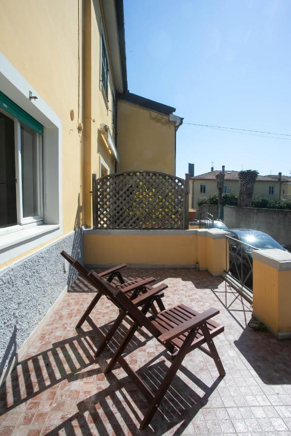 Appartement N050 - Numana, Trilocale In Centro Con Portico E Posto Auto Extérieur photo