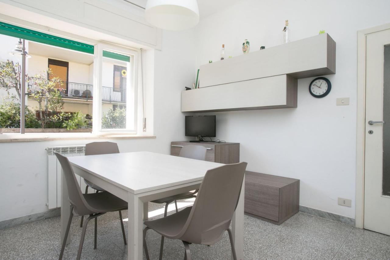 Appartement N050 - Numana, Trilocale In Centro Con Portico E Posto Auto Extérieur photo