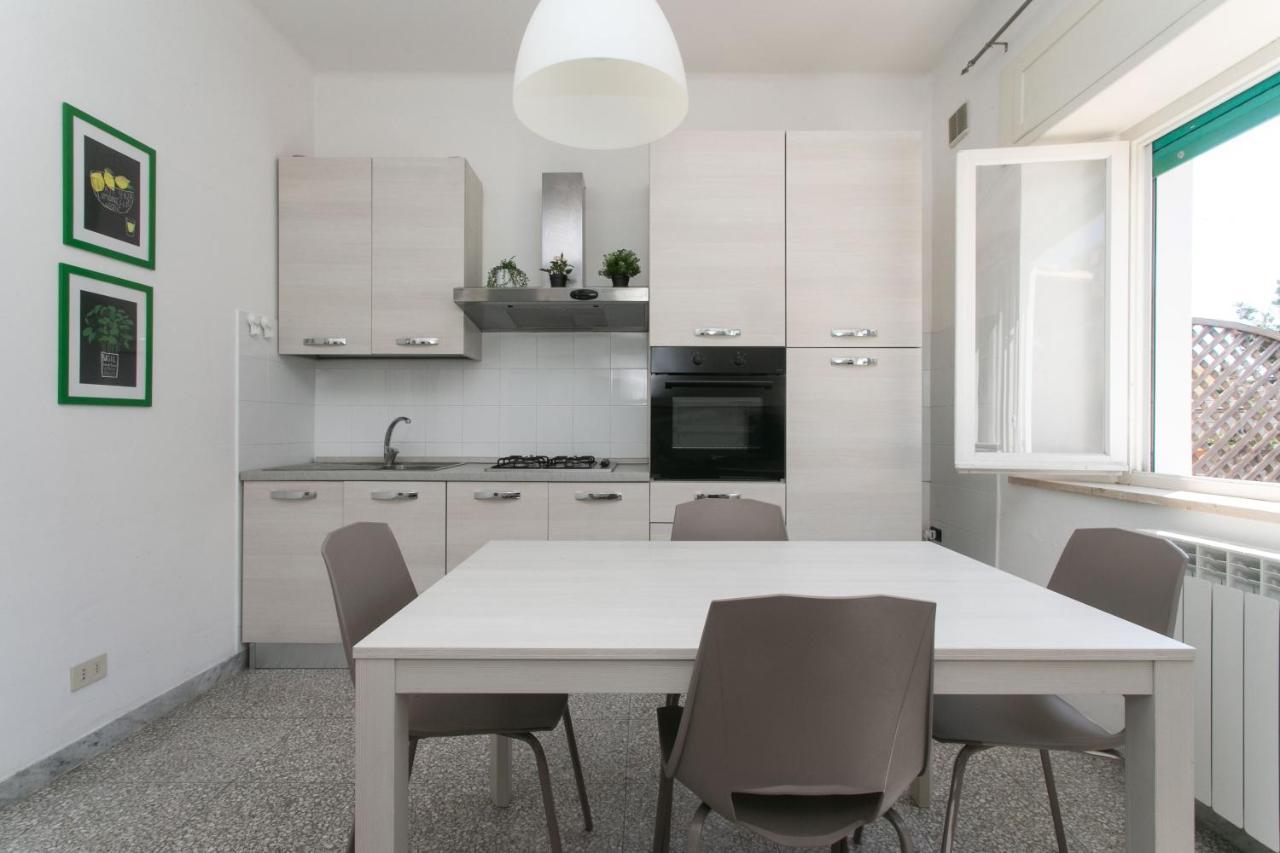 Appartement N050 - Numana, Trilocale In Centro Con Portico E Posto Auto Extérieur photo