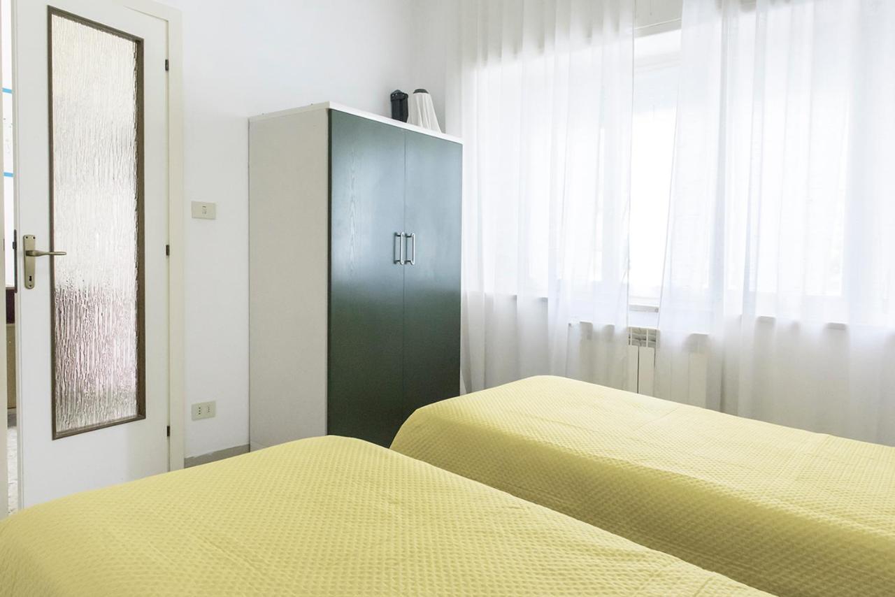 Appartement N050 - Numana, Trilocale In Centro Con Portico E Posto Auto Extérieur photo